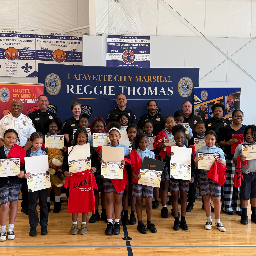 Lafayette City Marshal with HFCS D.A.R.E. graduates
